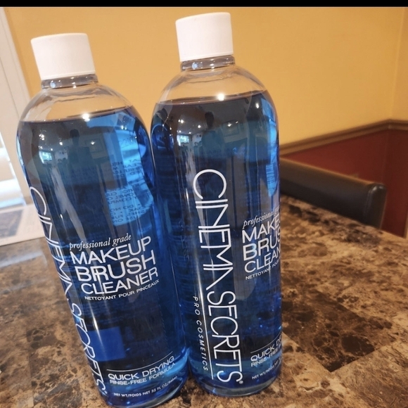 Cinema Secrets Brush Cleaner Set
